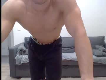 Beniamain Chaturbate stream image from January 22, 2025