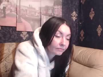 Emmagoldx Chaturbate stream image from January 22, 2025