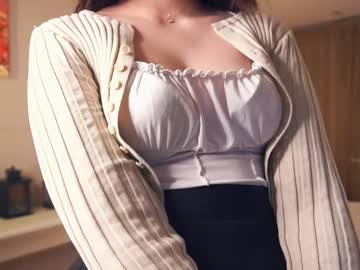 Odiliafieldhouse Chaturbate stream image from January 22, 2025