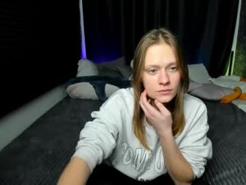 Tessaswan Chaturbate stream image from January 22, 2025