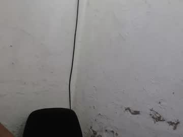 Arield85 Chaturbate stream image from January 22, 2025