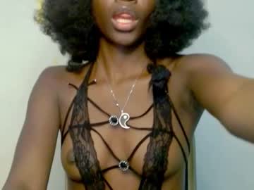 Themelaninqueen Chaturbate stream image from January 22, 2025