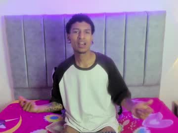 Stive_Mason Chaturbate stream image from January 22, 2025