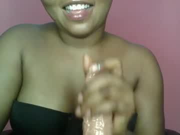 Becckkyy_Io Chaturbate stream image from January 22, 2025