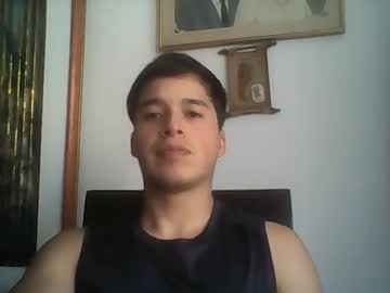 Colorolo Chaturbate stream image from January 22, 2025
