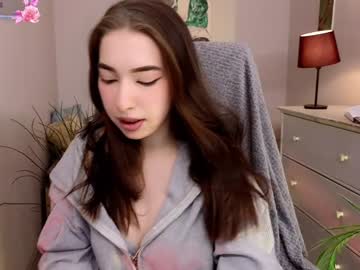 Berry_Muffin Chaturbate stream image from January 22, 2025