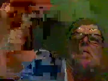 Eve1luvsray Chaturbate stream image from January 22, 2025