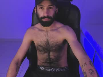 Ianhairyxxx Chaturbate stream image from January 22, 2025