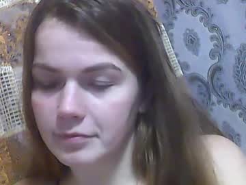 Lindaahsky Chaturbate stream image from January 22, 2025