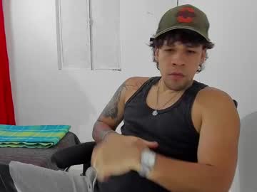 Snakedxck Chaturbate stream image from January 22, 2025