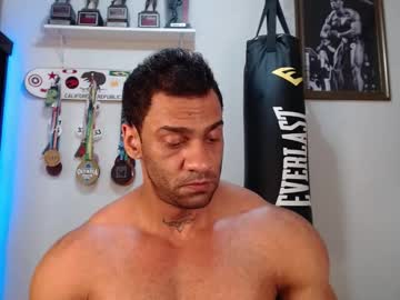 Henryhadesflirt Chaturbate stream image from January 23, 2025