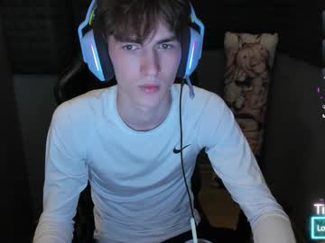 Bambelbye Chaturbate stream image from January 23, 2025