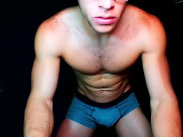 Travisdiamonds Chaturbate stream image from January 23, 2025