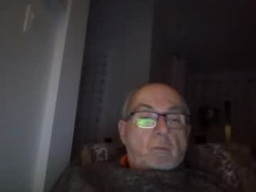 Bernard1102 Chaturbate stream image from January 23, 2025