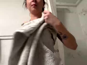 Cumontae Chaturbate stream image from January 23, 2025