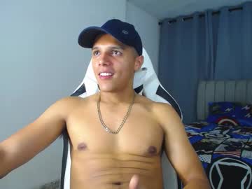 Davisito7 Chaturbate stream image from January 23, 2025