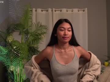 Littlemiss_Kira Chaturbate stream image from January 23, 2025