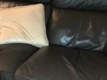 Aznclouds Chaturbate stream image from January 23, 2025