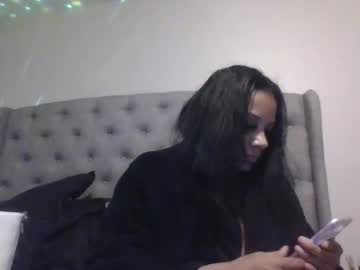 Pinkmonae Chaturbate stream image from January 23, 2025