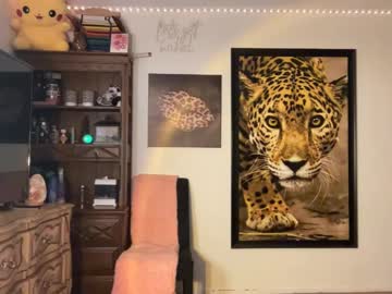 Lunaa_11 Chaturbate stream image from January 23, 2025