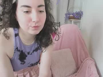 Madeline_Cops Chaturbate stream image from January 23, 2025