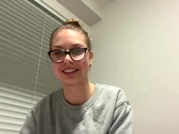 Nicolereeece Chaturbate stream image from January 23, 2025