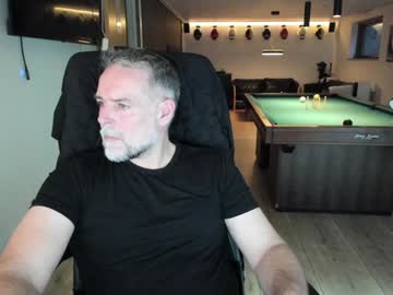 Skoorb80 Chaturbate stream image from January 23, 2025