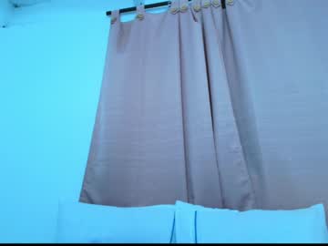 Yulina_Xue Chaturbate stream image from January 23, 2025