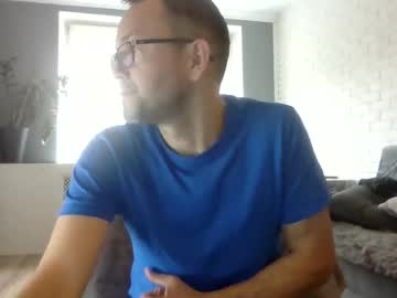 Darkhaired34 Chaturbate stream image from January 23, 2025