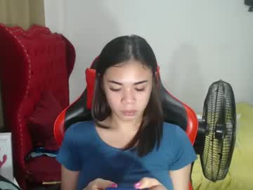 Divine_Slutmargo18 Chaturbate stream image from January 23, 2025