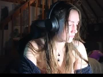 Clover_Tully Chaturbate stream image from January 23, 2025