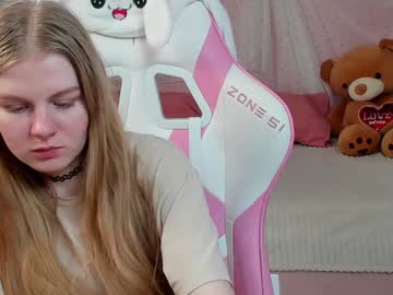 Stelladelacour Chaturbate stream image from January 23, 2025