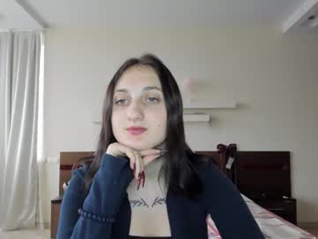 Kommunelifoxi Chaturbate stream image from January 23, 2025