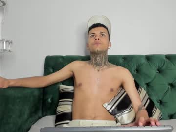 Sean_Foxx Chaturbate stream image from January 23, 2025