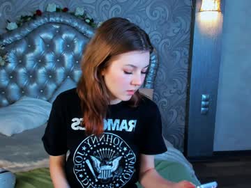 Ariel_Dean_ Chaturbate stream image from January 23, 2025