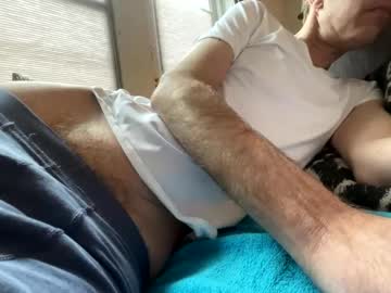 Dave76b Chaturbate stream image from January 23, 2025