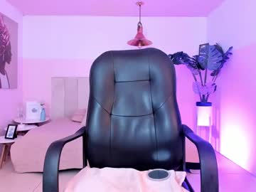 Leah_Laurent Chaturbate stream image from January 23, 2025