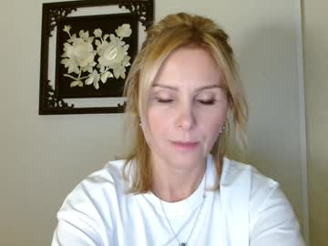 Amica_ Chaturbate stream image from January 23, 2025