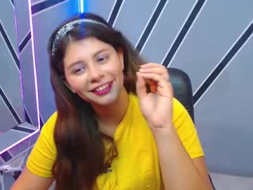 Angela_Sm1 Chaturbate stream image from January 23, 2025