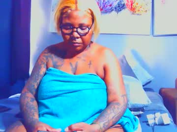 Pearlblu38 Chaturbate stream image from January 23, 2025