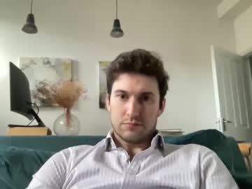 Harrythesubwhore Chaturbate stream image from January 23, 2025