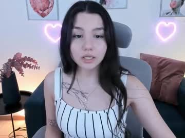 Adelleb Chaturbate stream image from January 23, 2025