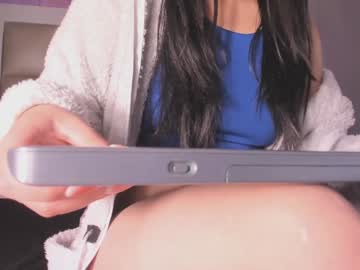 Jadeestudios Chaturbate stream image from January 23, 2025