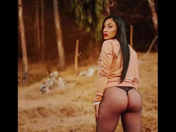 Paulina_Galvis2700 Chaturbate stream image from January 23, 2025