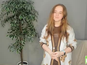Sheenabann Chaturbate stream image from January 23, 2025