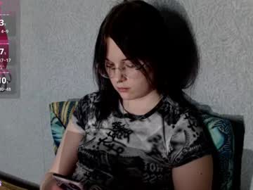 Yamikasa Chaturbate stream image from January 23, 2025