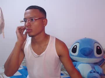 Chris_Brown23 Chaturbate stream image from January 23, 2025