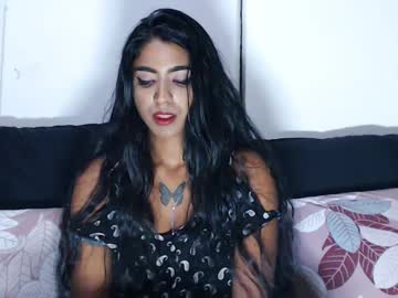 Delilah_Blazee Chaturbate stream image from January 23, 2025