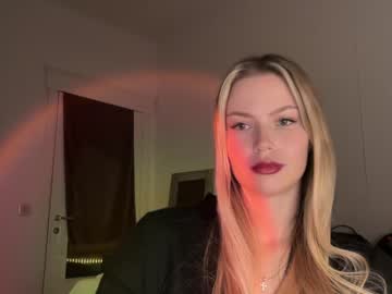Glow_Angel Chaturbate stream image from January 23, 2025