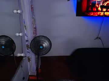 Mackenziecameron Chaturbate stream image from January 23, 2025